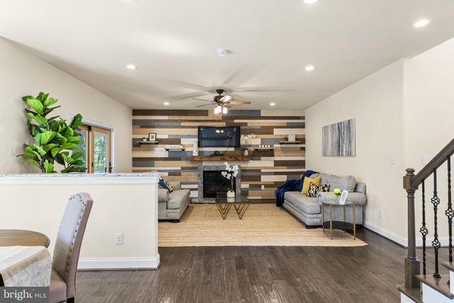 19 ABBY RD, Avondale, PA 19311