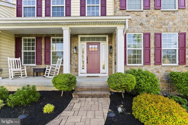 19 ABBY RD, Avondale, PA 19311