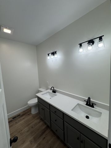 26 Sloan Branch Rd, Pleasant Shade, TN 37145