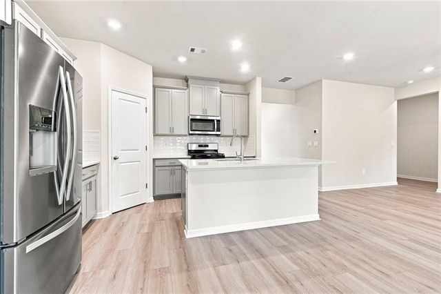 176 Meander Drive, Woodstock, GA 30188