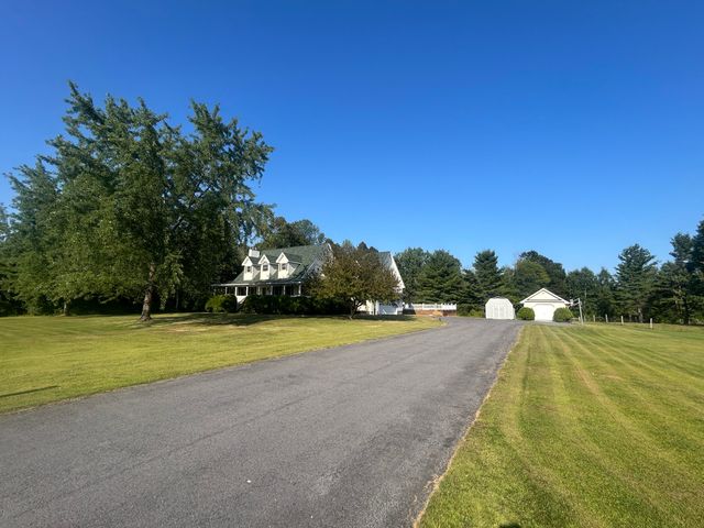 2112 Military Turnpike, Plattsburgh, NY 12901