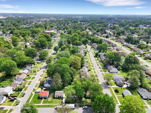 1927 S 28th St, Louisville, KY 40210