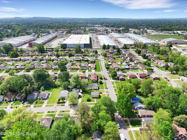 1927 S 28th St, Louisville, KY 40210