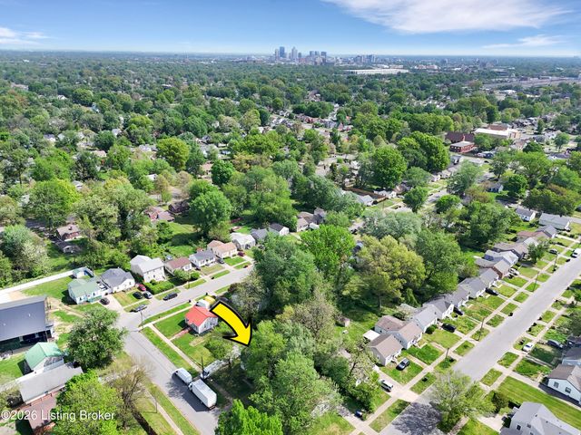 1927 S 28th St, Louisville, KY 40210