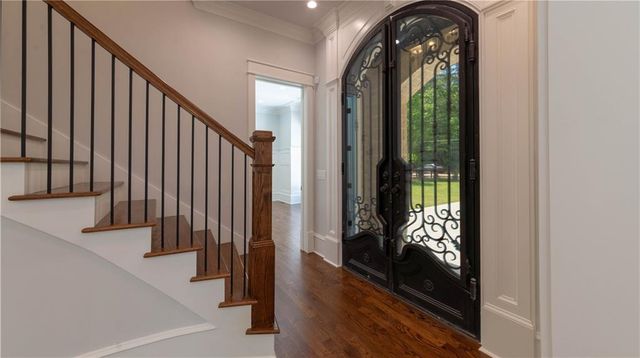 10765 Shallowford Road, Roswell, GA 30075