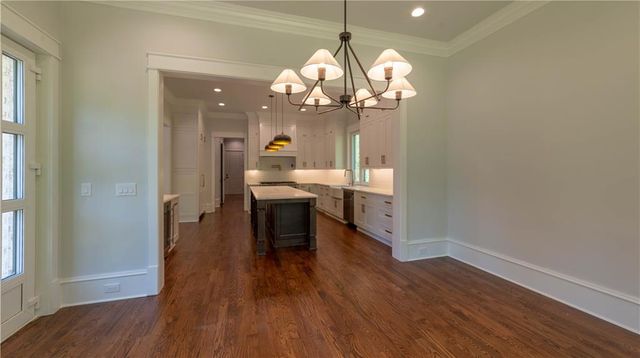 10765 Shallowford Road, Roswell, GA 30075