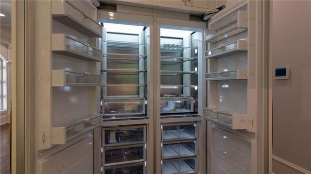 10765 Shallowford Road, Roswell, GA 30075