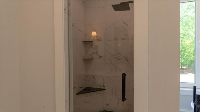 10765 Shallowford Road, Roswell, GA 30075