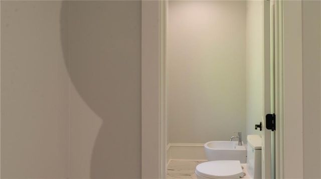 10765 Shallowford Road, Roswell, GA 30075