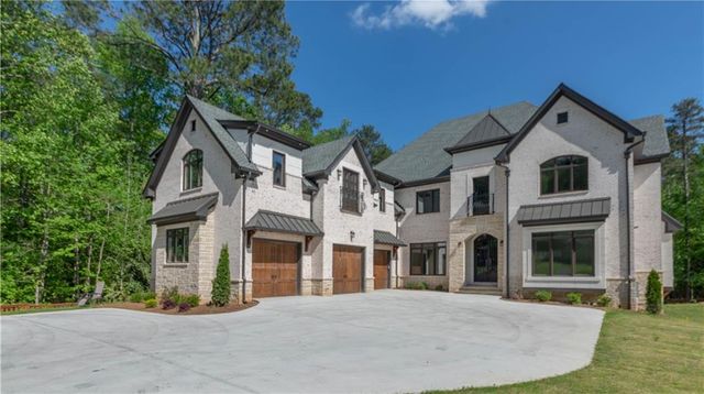 10765 Shallowford Road, Roswell, GA 30075