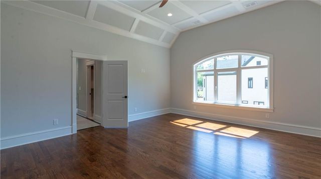 10765 Shallowford Road, Roswell, GA 30075