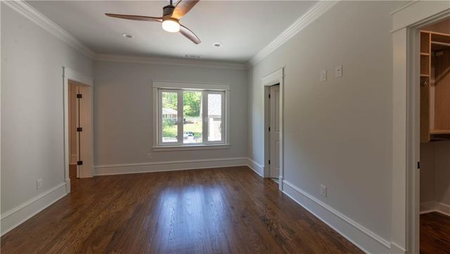 10765 Shallowford Road, Roswell, GA 30075