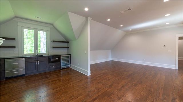 10765 Shallowford Road, Roswell, GA 30075