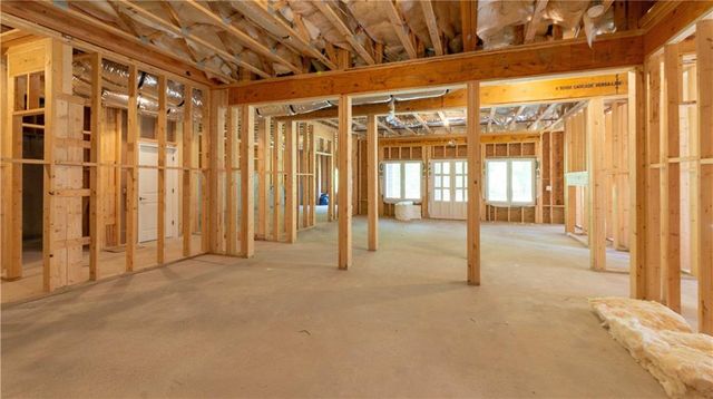 10765 Shallowford Road, Roswell, GA 30075