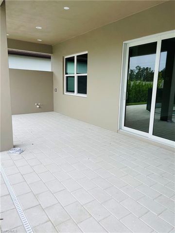 3608 Sapphire Cove CIR, Naples, FL 34114