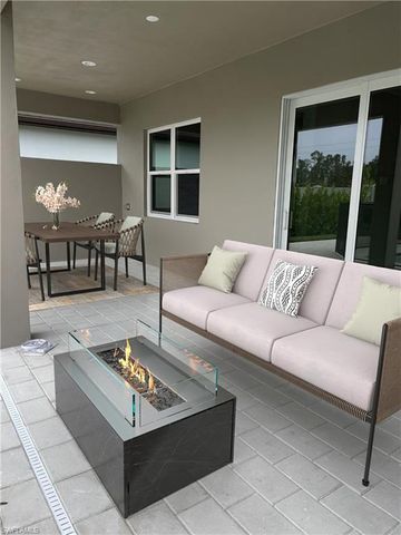 3608 Sapphire Cove CIR, Naples, FL 34114