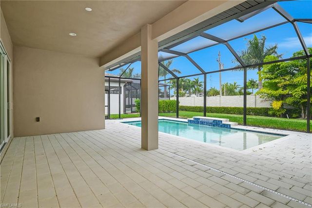 3608 Sapphire Cove CIR, Naples, FL 34114
