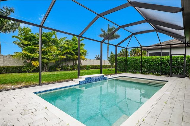 3608 Sapphire Cove CIR, Naples, FL 34114