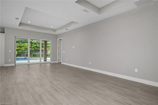 3608 Sapphire Cove CIR, Naples, FL 34114