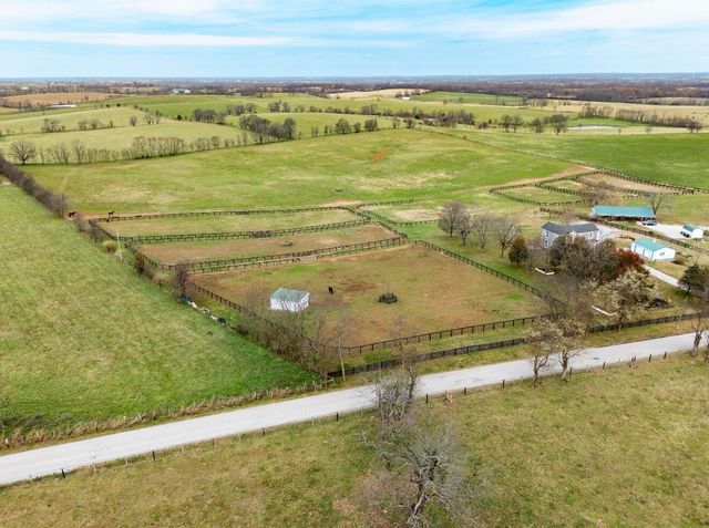 1231 Jackstown Road, Paris, KY 40361