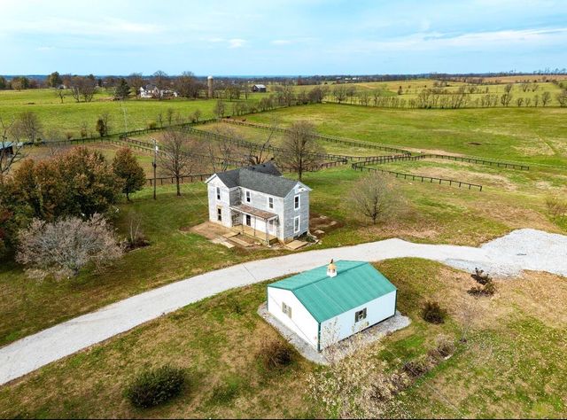 1231 Jackstown Road, Paris, KY 40361