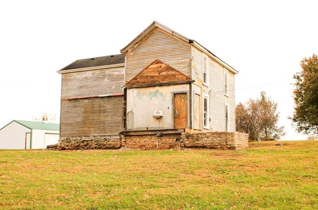 1231 Jackstown Road, Paris, KY 40361