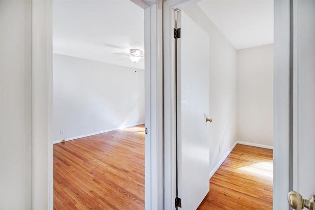 3829 Ewing Avenue S, Minneapolis, MN 55410