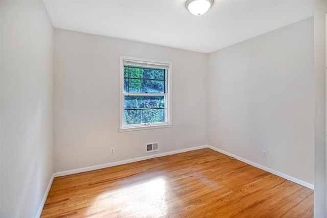 3829 Ewing Avenue S, Minneapolis, MN 55410