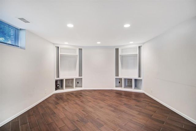 3829 Ewing Avenue S, Minneapolis, MN 55410