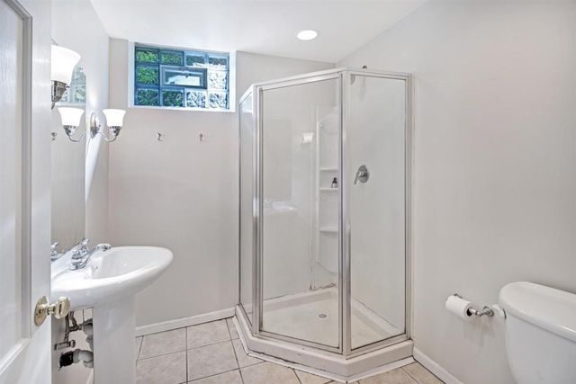 3829 Ewing Avenue S, Minneapolis, MN 55410