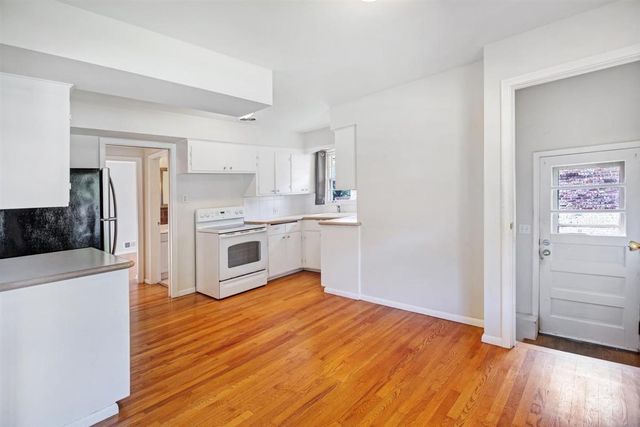 3829 Ewing Avenue S, Minneapolis, MN 55410