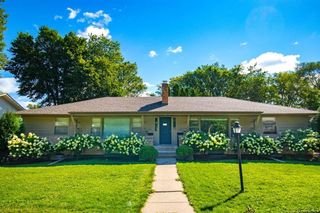 3829 Ewing Avenue S, Minneapolis, MN 55410