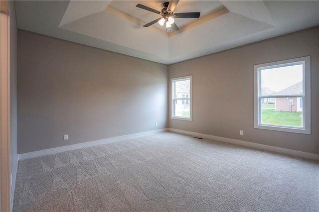 22609 Cole Court, Peculiar, MO 64078