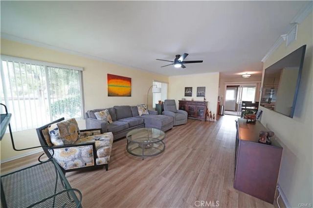 26360 Oakspur A, Newhall, CA 91321