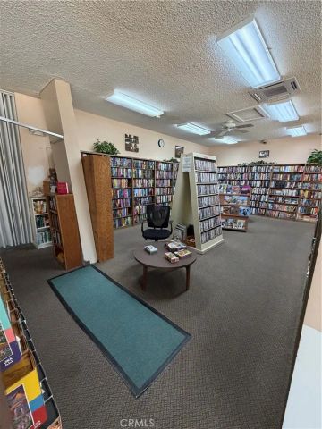 26360 Oakspur A, Newhall, CA 91321