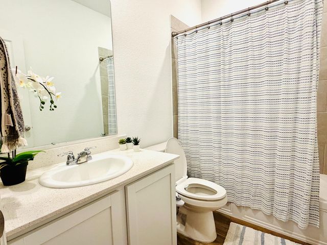 736 Pollyann Trail, Fort Worth, TX 76052