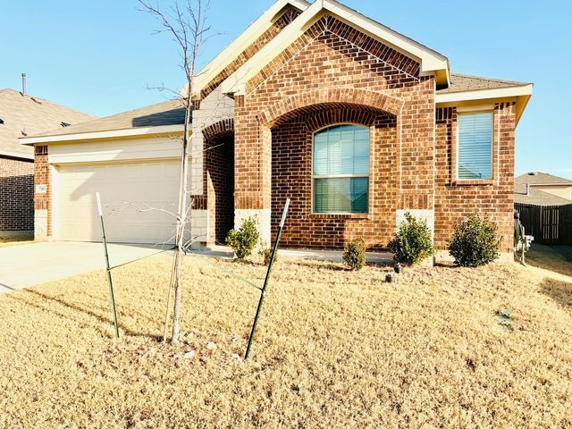736 Pollyann Trail, Fort Worth, TX 76052