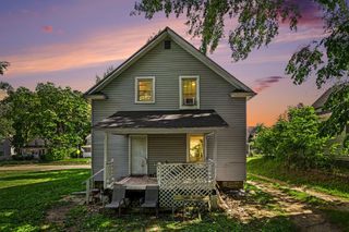 54 Frisbie Avenue, Battle Creek, MI 49037