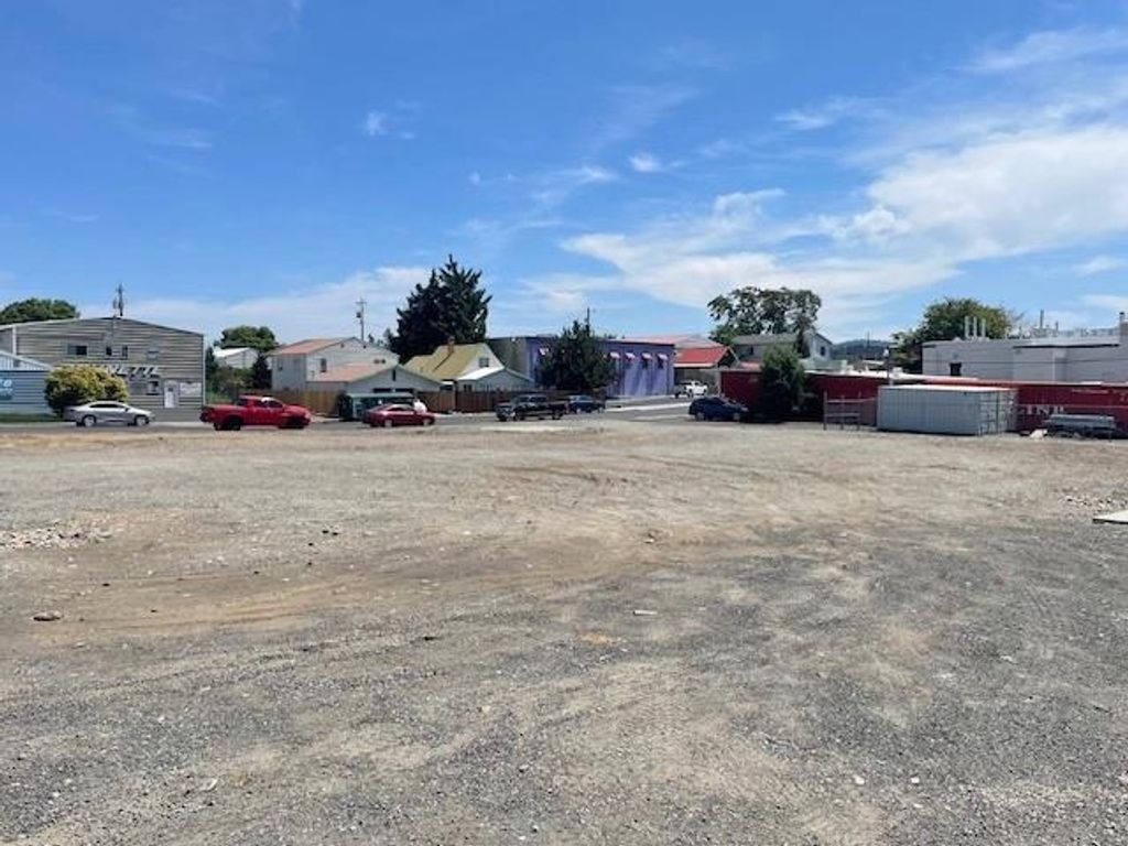 5615 E Trent Ave, Spokane Valley, WA 99206 photo 3