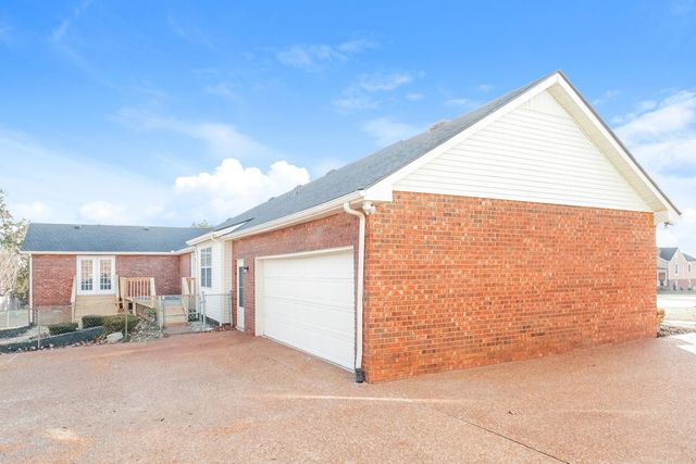 3804 Hillshire Dr, Antioch, TN 37013