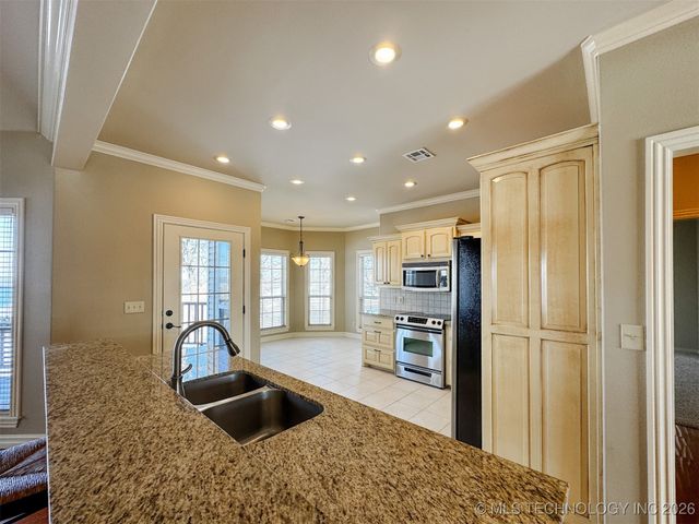 451963 E 958 Road, Vian, OK 74962