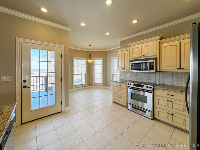 451963 E 958 Road, Vian, OK 74962