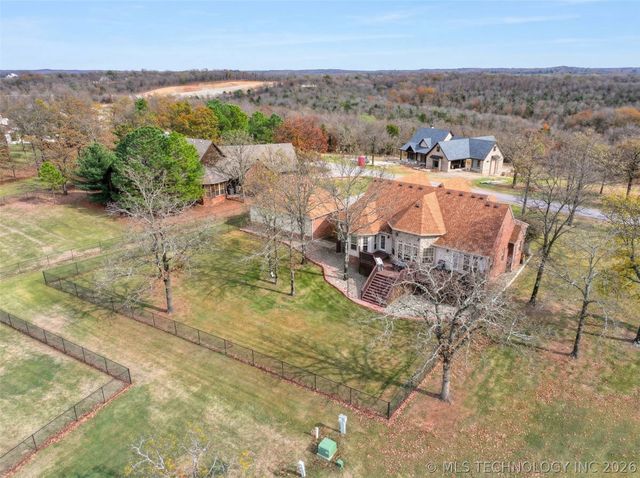 451963 E 958 Road, Vian, OK 74962