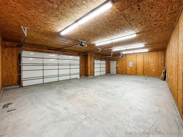 451963 E 958 Road, Vian, OK 74962