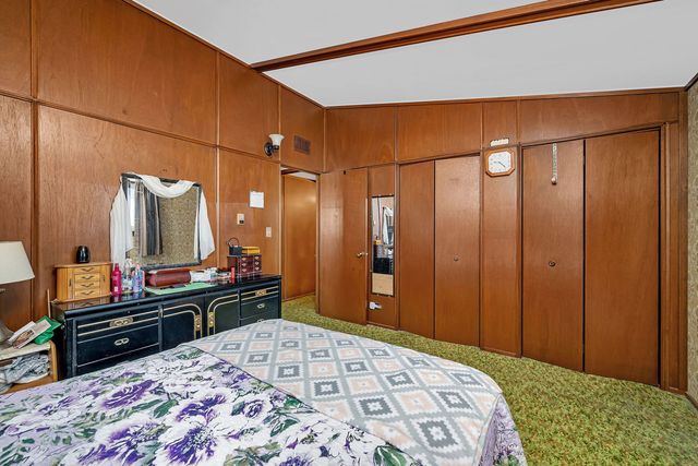 1681 N 33rd Road, Ottawa, IL 61350