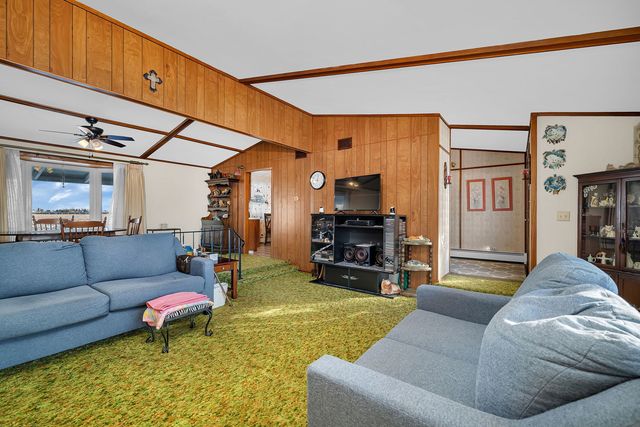 1681 N 33rd Road, Ottawa, IL 61350