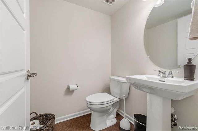 212 S Sydney Court, Plymouth, MI 48170