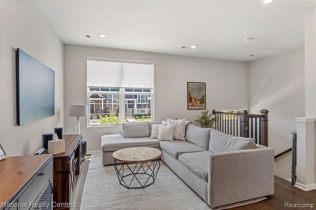 212 S Sydney Court, Plymouth, MI 48170