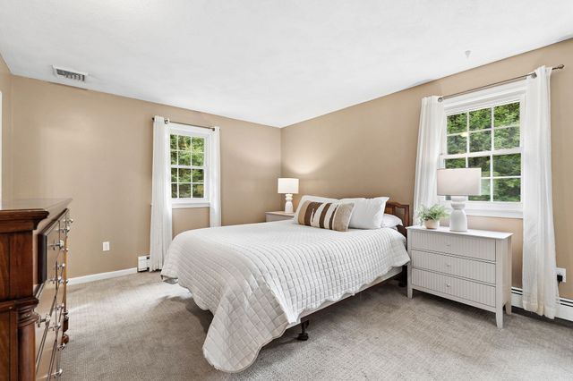 272 Mill St, Holliston, MA 01746