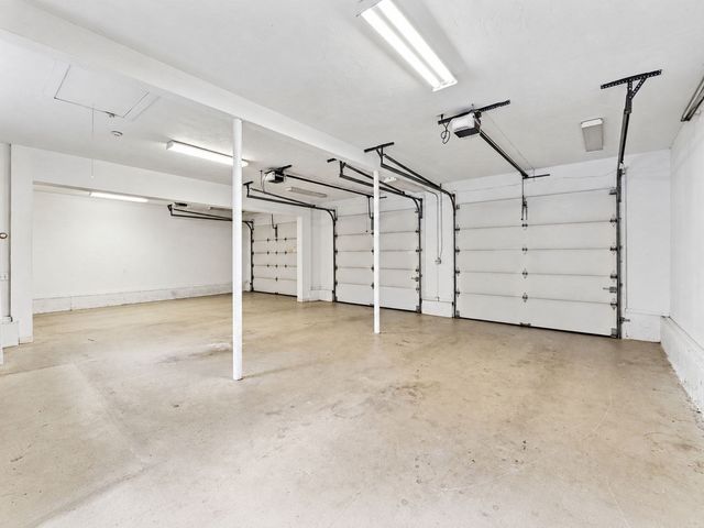 272 Mill St, Holliston, MA 01746